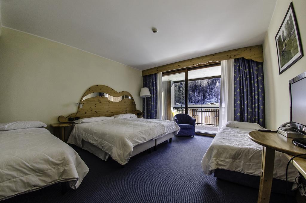 Hotel Rive - Complesso Turistico Campo Smith บาร์โดเนกเกีย ภายนอก รูปภาพ